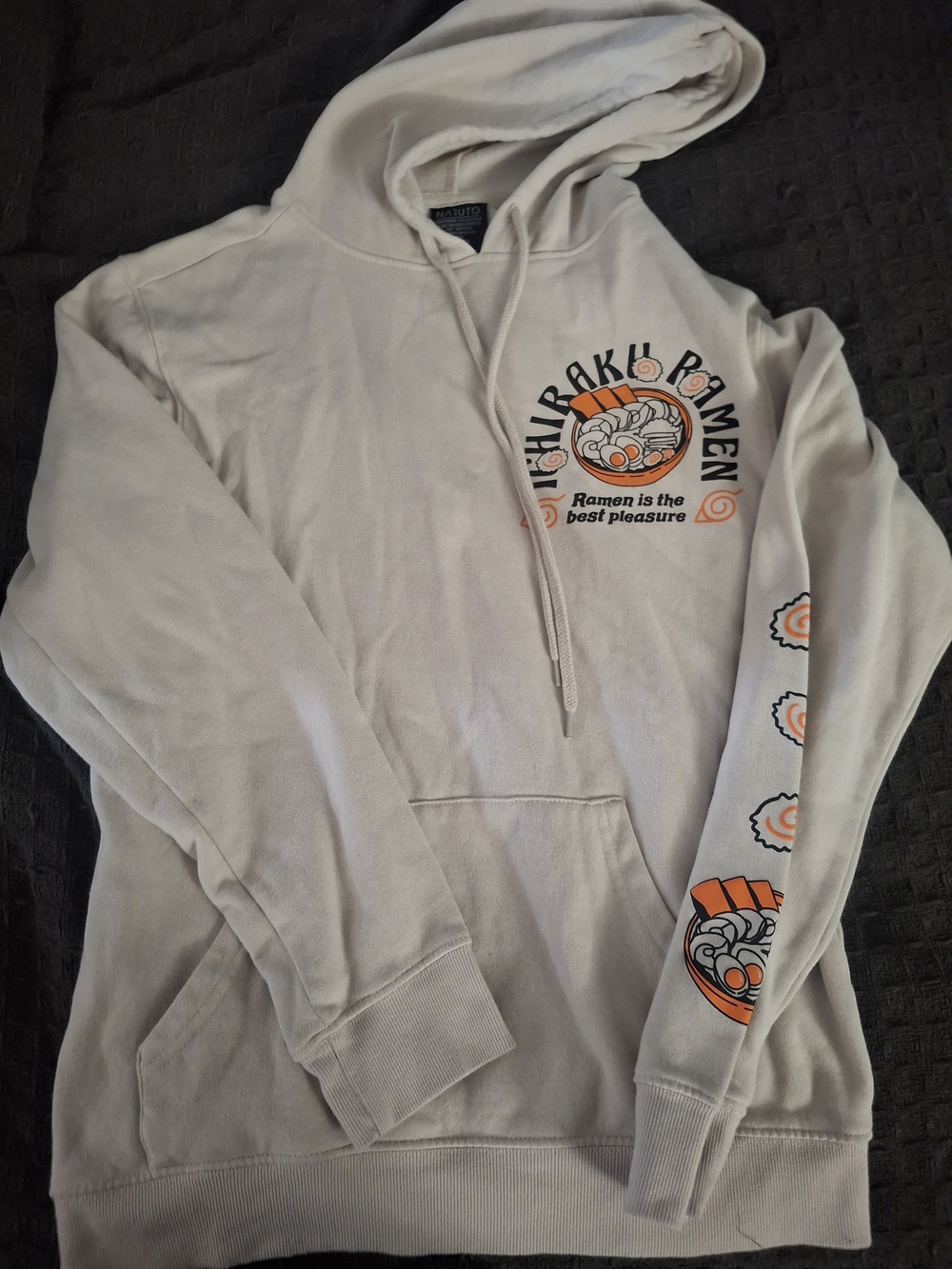 Ichiraku Ramen Graphic Hoodie - Men's Cream Pullover